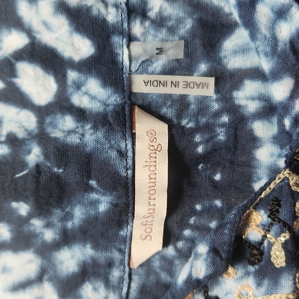 Soft Surroundings Medium Top - image 3